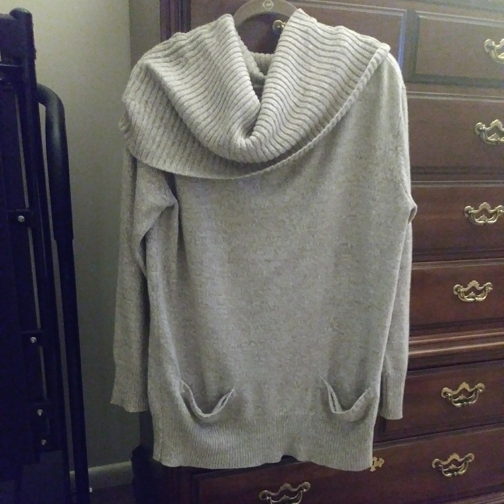 New York & Company sweater